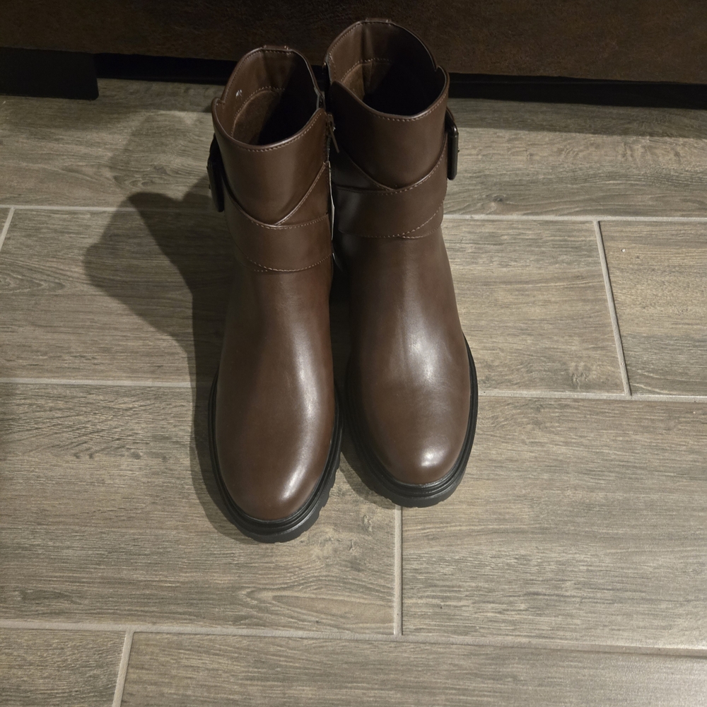 Size 9 Unisa Brown Combat & Moto Boots